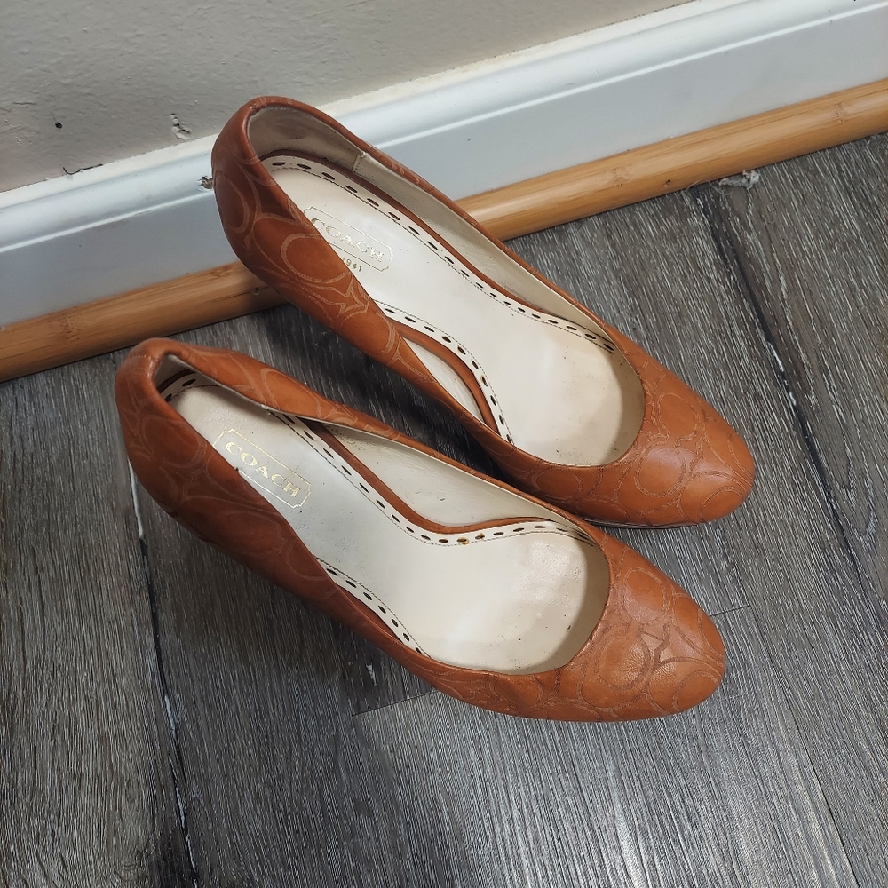 Coach heels - Size 8.5